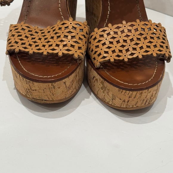 Tory Burch Daisy Cork Wedge Heel Sandals Laser Cut Leather Tan Women's Size 10 M - Picture 11 of 11